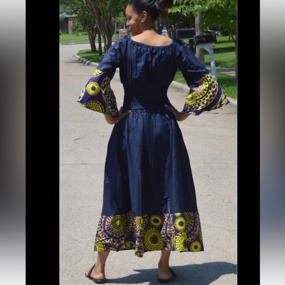 DENIM SMOCKED FIESTA MAXI DRESS SIZE LARGE LIGHTWEIGHT NWT POCKETS - Picture 6 of 12